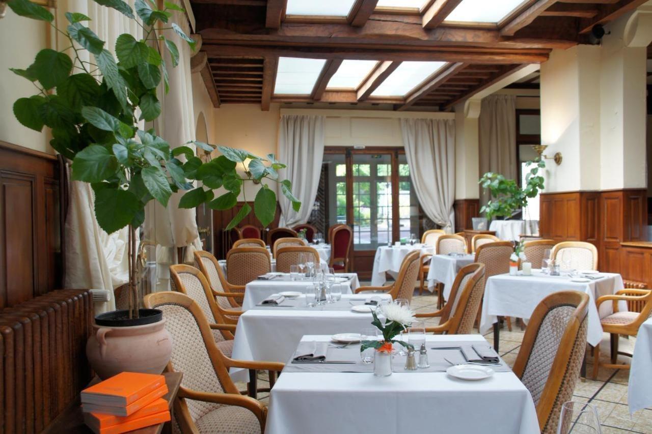 Relais Des Trois Chateaux Hotel-Restaurant - Teritoria Cour-Cheverny Eksteriør billede