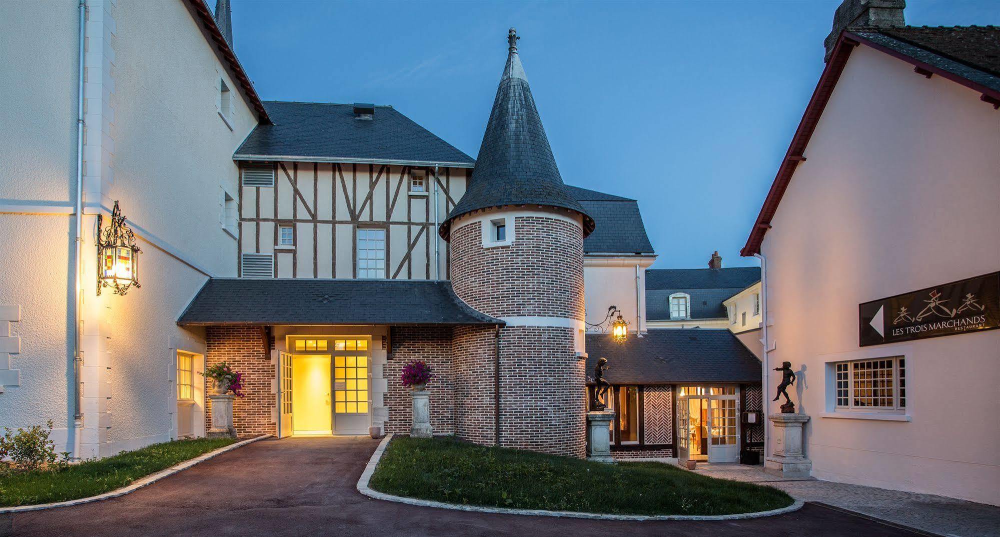 Relais Des Trois Chateaux Hotel-Restaurant - Teritoria Cour-Cheverny Eksteriør billede
